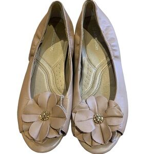 Naturalizer Peep Toe Ballet Flat